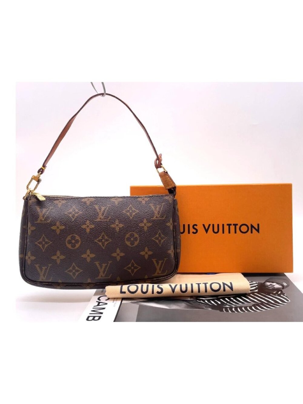 Authentic Louis Vuitton Pochette Accessoires Monogram Canvas Shoulder Bag - Picture 2 of 15